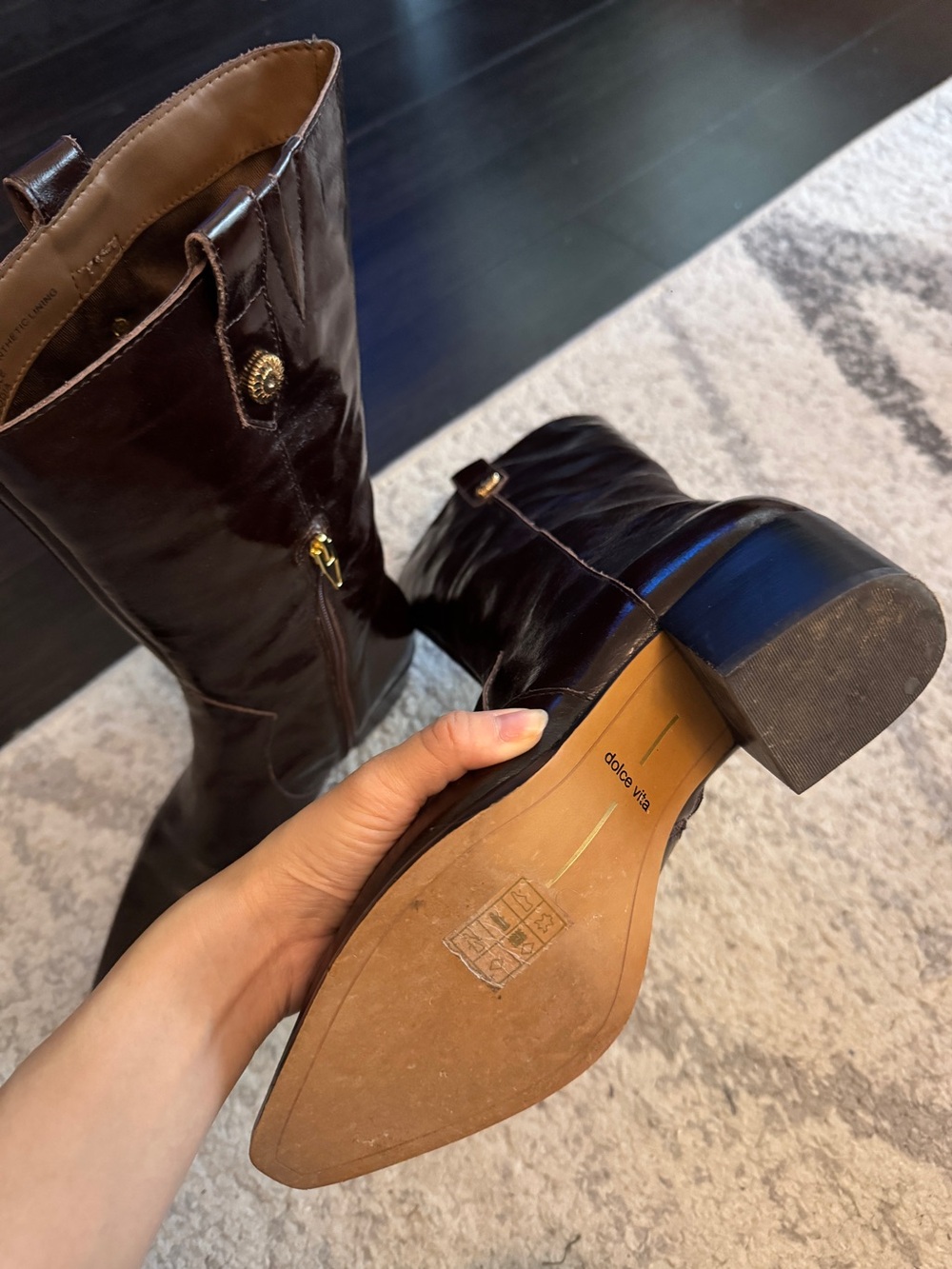Dolce Vita Vern Chocolate Leather Boot + tote bag - Picture 9 of 16